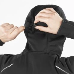 Salomon Mountain Gore-Tex Softshell Jacket Femme Noir 18 Salomon Mountain Gore-Tex Softshell Jacket Femme Noir -Patago Vetements Magasin main LC1841300 9 MOD mtngtxsoftshelljkt deepblackbluefish backadjustment w.png. b4f2