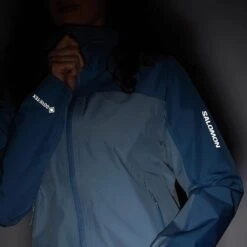 Salomon Outline Gore-Tex 2.5L Femme Bleu -Patago Vetements Magasin main LC2111200 9 MOD outlinegtx25ljkt aegeanbluecitadel reflectif w.png.high re 7fe4